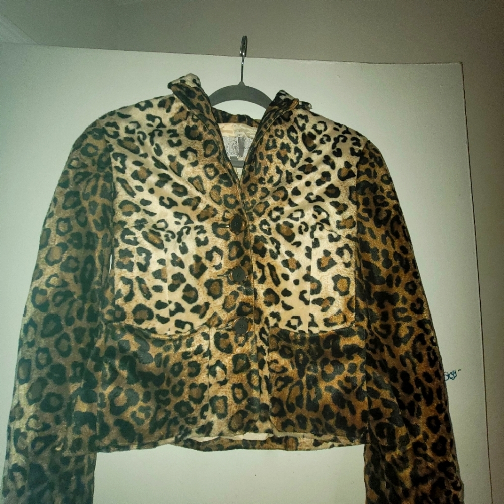 Animal Print coat - Picture 3 of 3